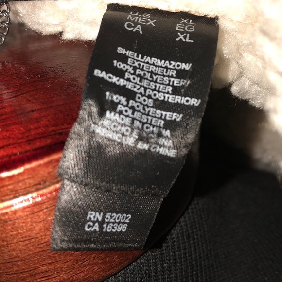 Coat - Picture 4 of 5